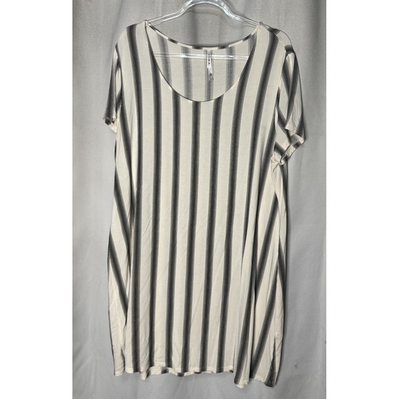 Soma Other - Soma Cool Nights Pajama Nightgown Short Sleeve Size XL Stripes White Black